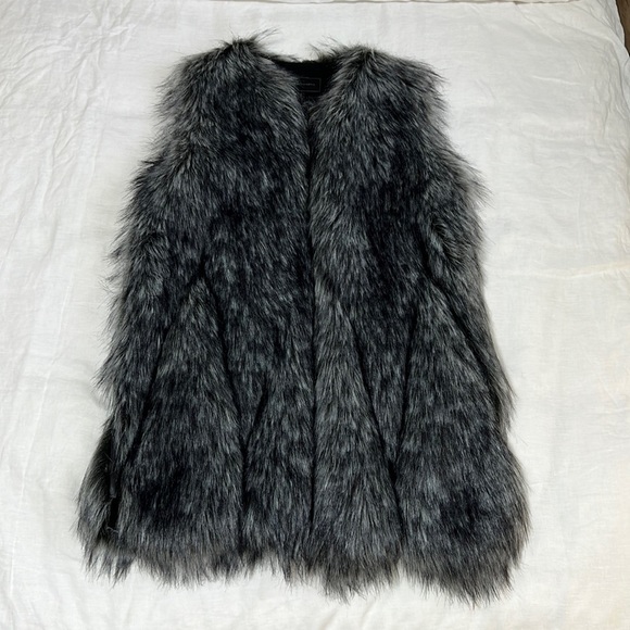 BCBGMaxAzria Mackenzie Faux Fur Vest - Picture 3 of 10